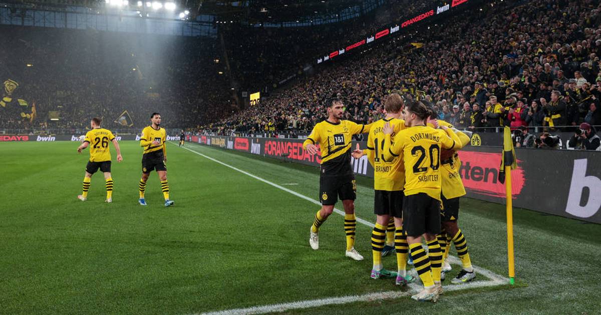 Bundesliga Sechs Tore Und Ein Schockmoment Bvb Dreht Irres Borussen Duell