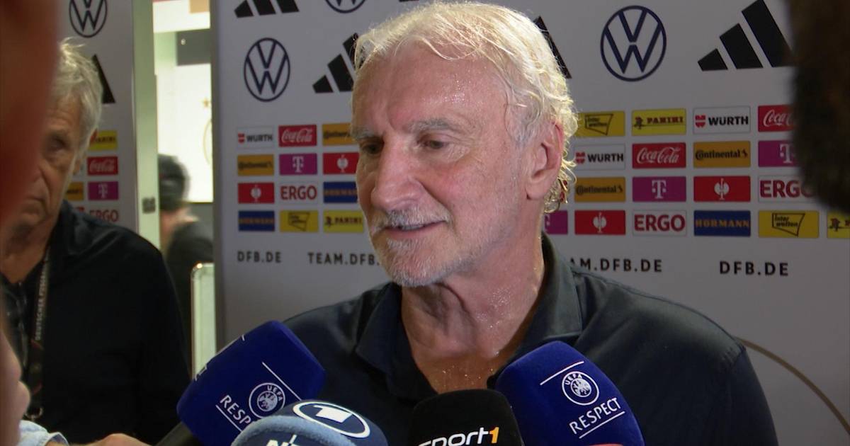 DFB Team Rudi Völler vermeidet Bekenntnis zu Bundestrainer Hansi Flick