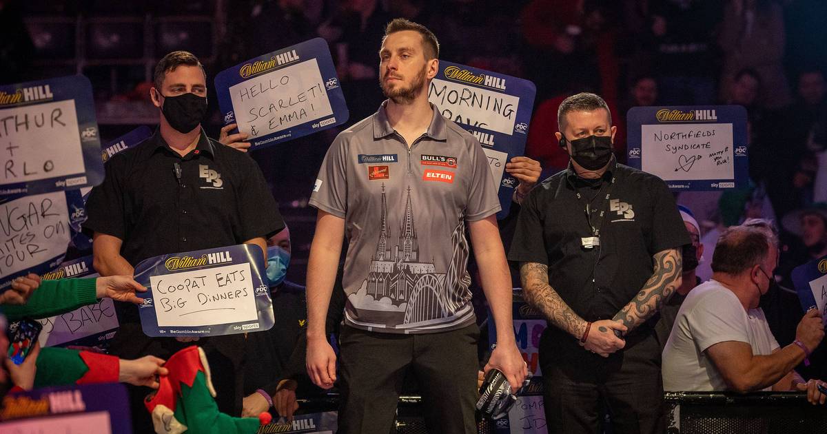 Darts Wm Florian Hempel Erkl Rt Sensation Gegen Van Den Bergh