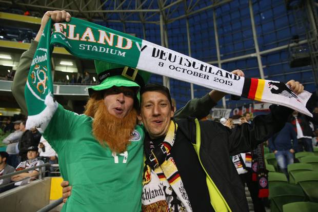 Irisch-deutsche Fan-Verbrüderung