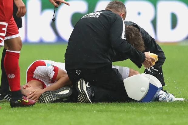 Die brutalsten Fouls der Fußball-Geschichte