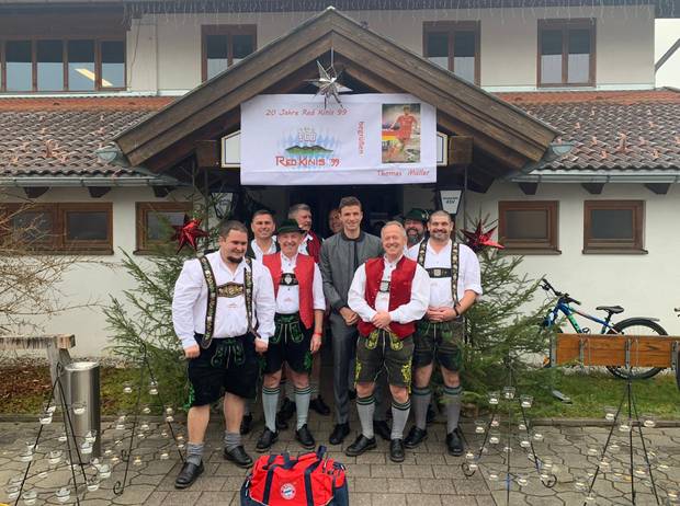 Die Krüge hoch! Die Bayern besuchen ihre Fanclubs