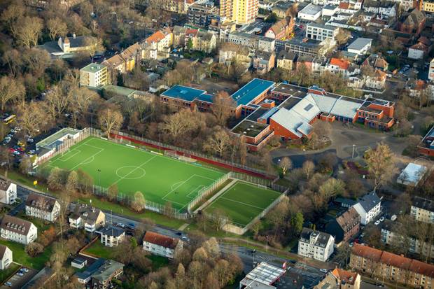 Stadien mit berühmten Namen - und nach "dem Bürgermeister seine Frau"