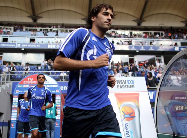 Als der königliche Senor Raúl kam und Königsblau verzückte