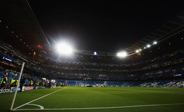 Teenie Sane lässt Casillas alt aussehen