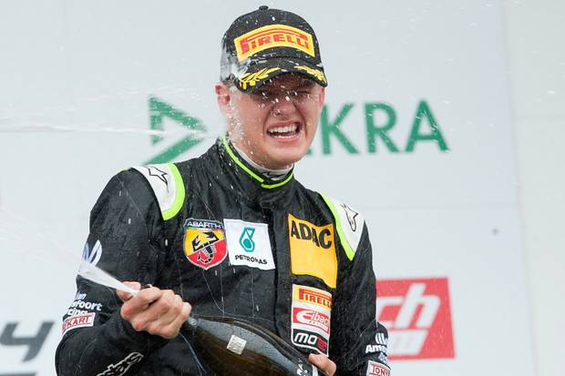 Traumauftakt endet mit Champagnerdusche
