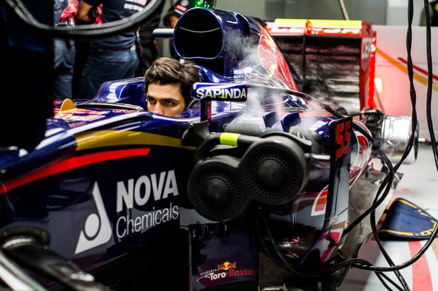 Horror-Crash von Sainz sorgt für Schock