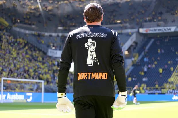 Bilder: Die Süd steht Spalier bei Weidenfellers Abschied