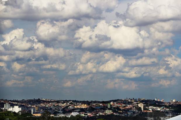 Regenschirm bremst Formel 1 aus