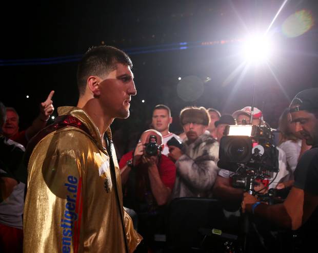 Verprügelter Huck landet in den Seilen