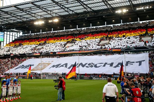 Wenn der Poldi mit dem Paule...