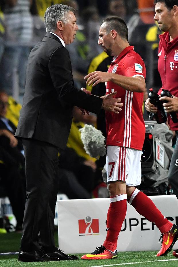 Aufstellungen: Wer ersetzt Ribery?