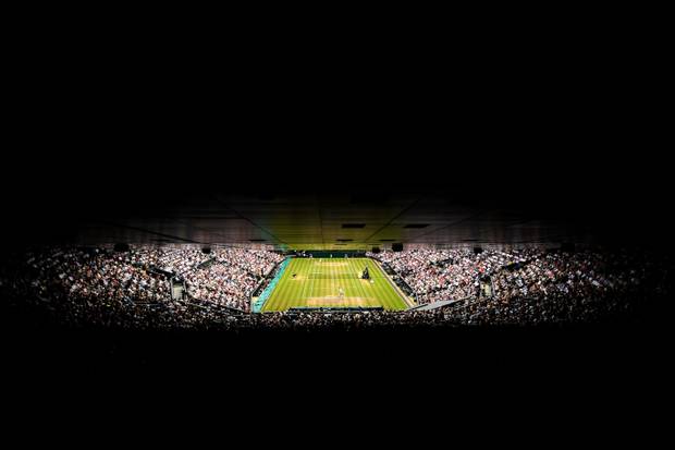 Bilder: König Roger begeistert die Royals