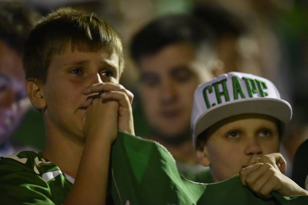 So trauert die Fußballwelt mit Chapecoense