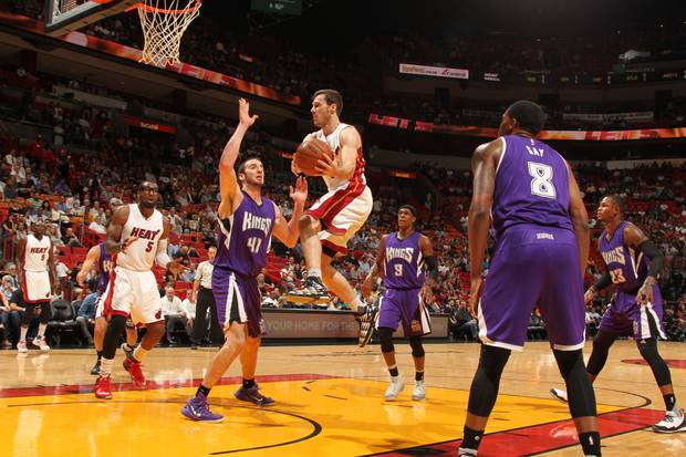 Cousins verpasst heißen Roadtrip