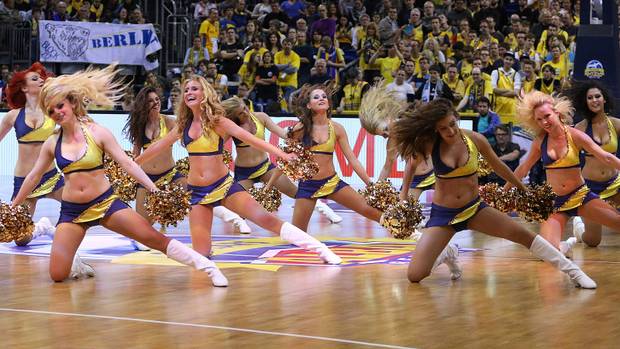 ALBA hat die heißesten Tänzerinnen Europas