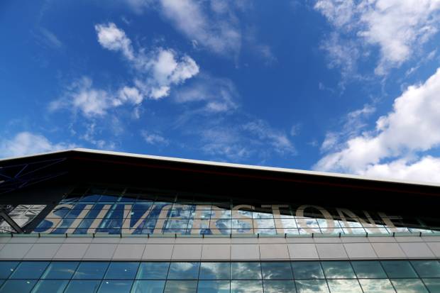 Rammstoß! Hier wird Hamiltons Siegtraum zerstört