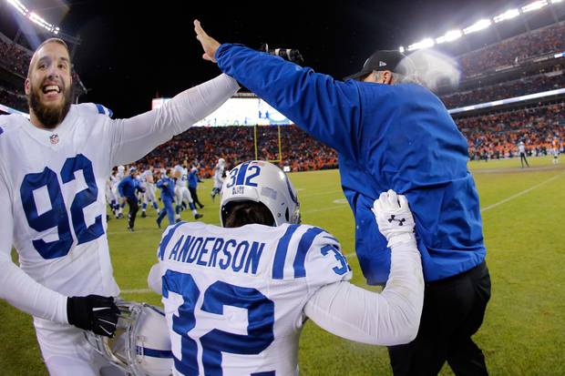 Werners Colts greifen an - Patriots bröckeln