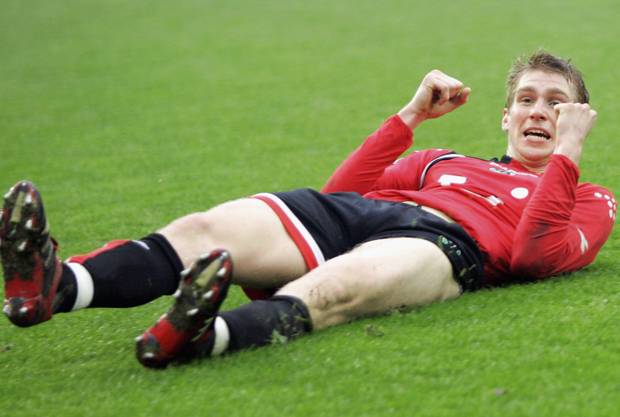 Mertesacker kriegt sie alle: Diese Stars kommen zu seinem Abschied