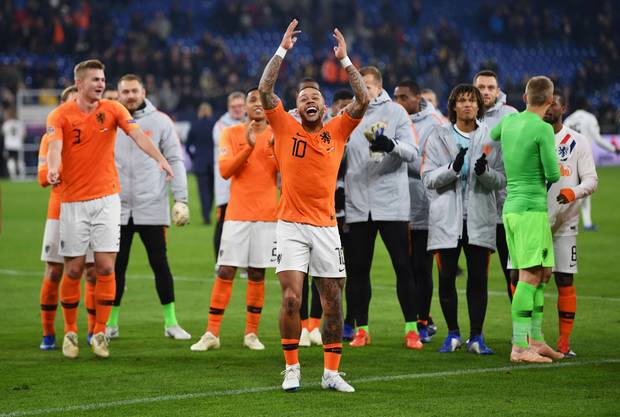 Presse feiert Sane und Co.: "Moderner Dreizack im BVB-Stil"