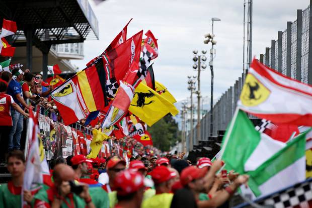 So wild feiern die Tifosi Ferraris Triumph