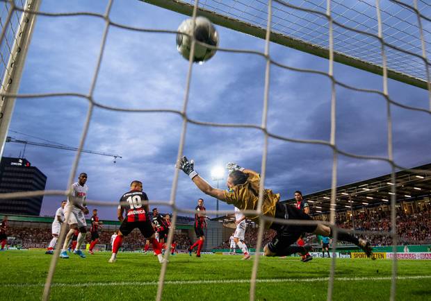 Weisse Weste: Fünf Keeper jagen Heuer Fernandes