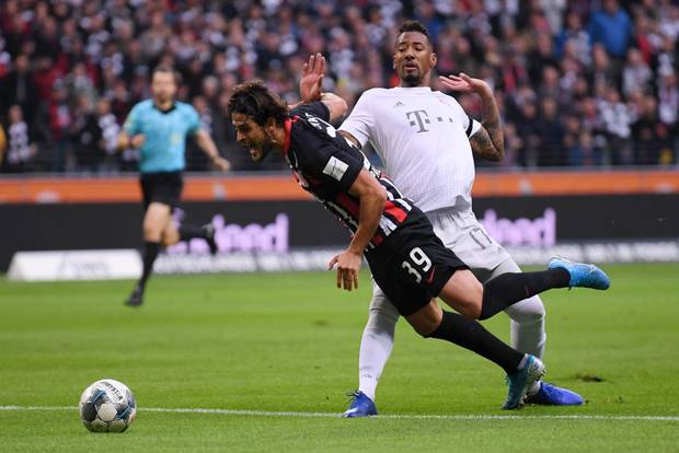 Bayerns Horror-Tag: Boateng fliegt, Ulreich meckert, Pavard pennt