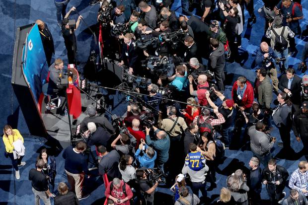 McVay erklärt seinen Erfolg - Brady im öffentlichen Training