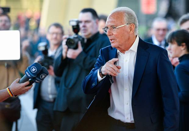 Viele Stars bei Hall of Fame-Einweihung - Grindel schweigt