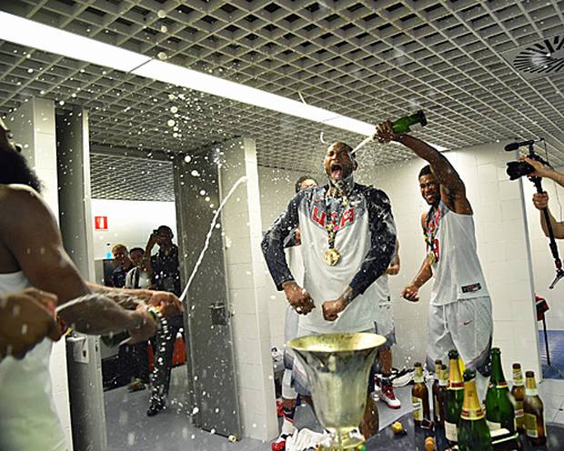 Mit akrobatischen Einlagen ins WM-Finale