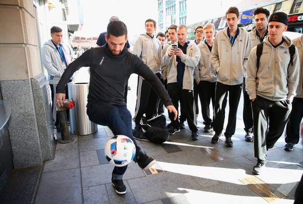 FIFA-Zocker begeistern Fußballer