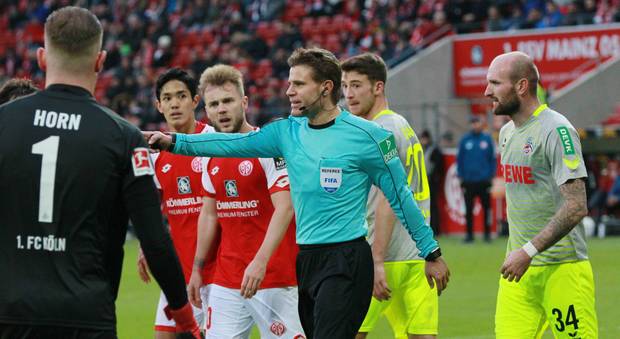 Videobeweis im Kreuzfeuer: Die Aufreger der Saison