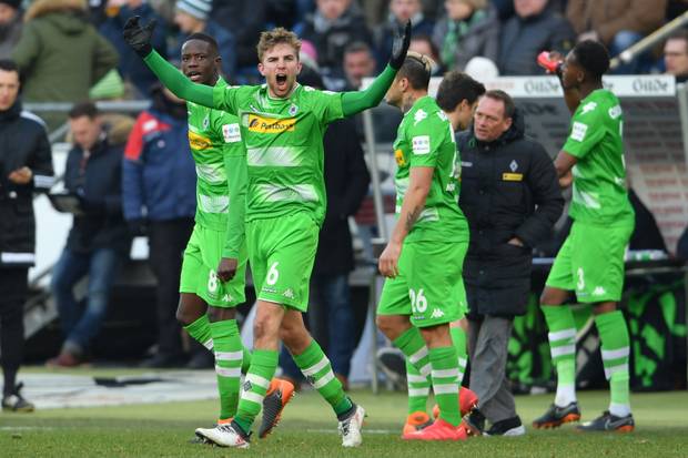 Pulverfass Abstiegskampf: Für elf Teams wird es heiß