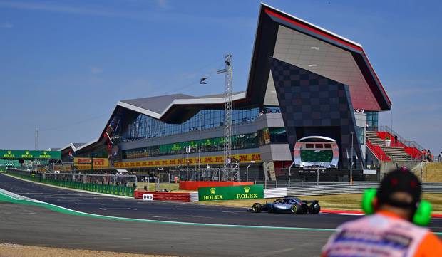 Heftiger Einschlag! Hartley sorgt für Schrecksekunde