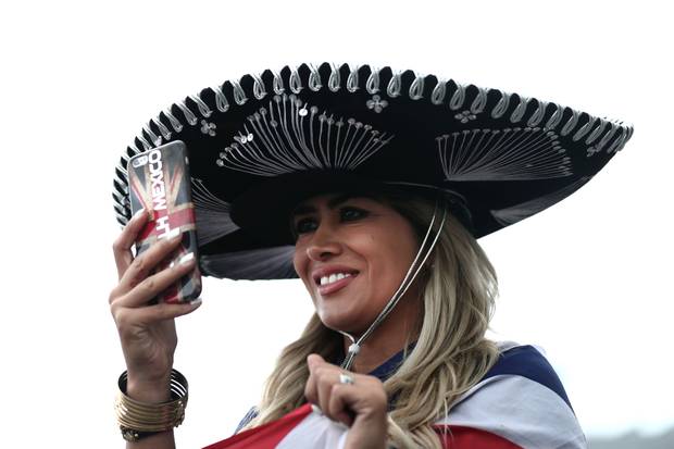 Alonso macht sich voll zum Clown