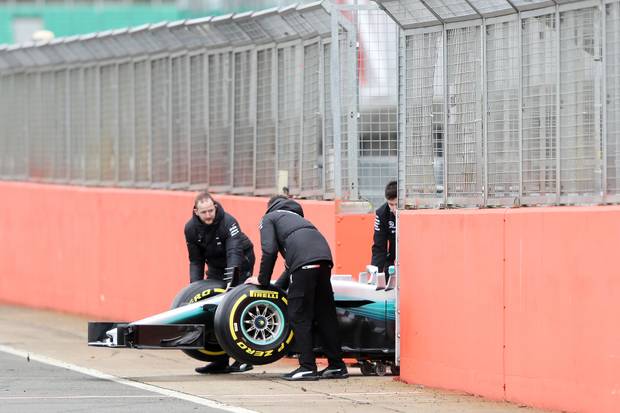 Mercedes F1W08 - ein Biest in Bildern