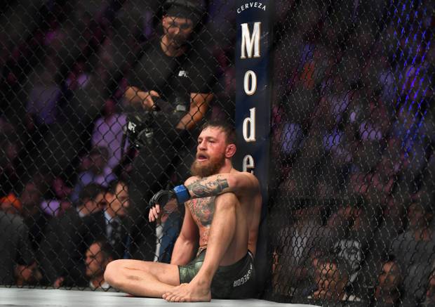 McGregors krachende Niederlage und UFC-Eklat in Bildern