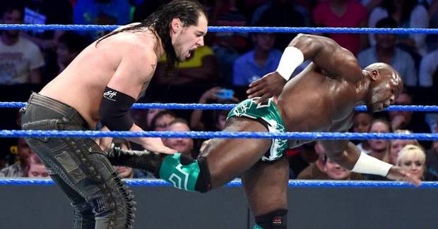 Backlash: Ladies-Gemetzel und Pfefferspray