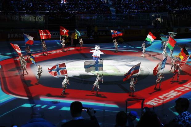 Bilder: Harte Jungs freuen sich wie Kinder