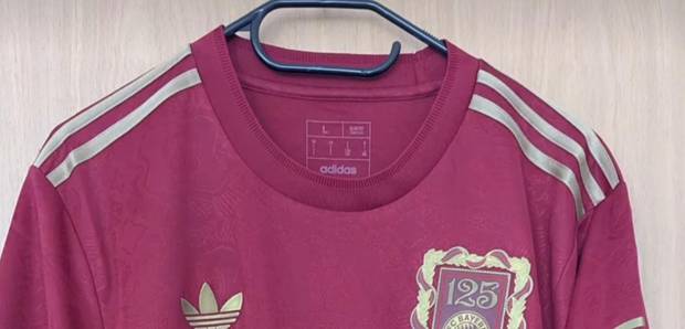 Bayerns Heim-Trikot in CL verboten