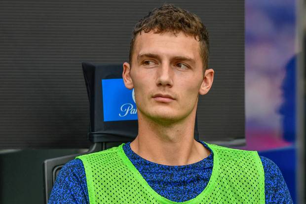 Pavard überrascht mit Bayern-Vergleich