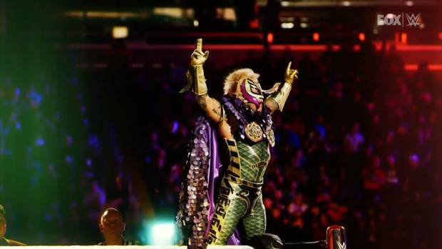 WWE-Legende bricht in Tränen aus