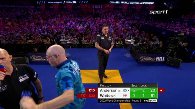 Liverpool-Star feuert Darts-Profi an