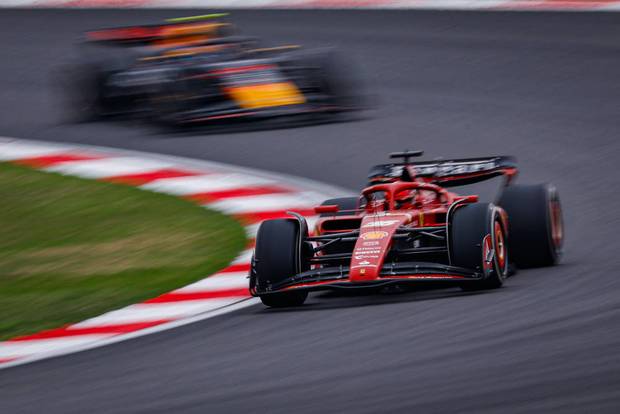 Ferrari schlägt sich selbst