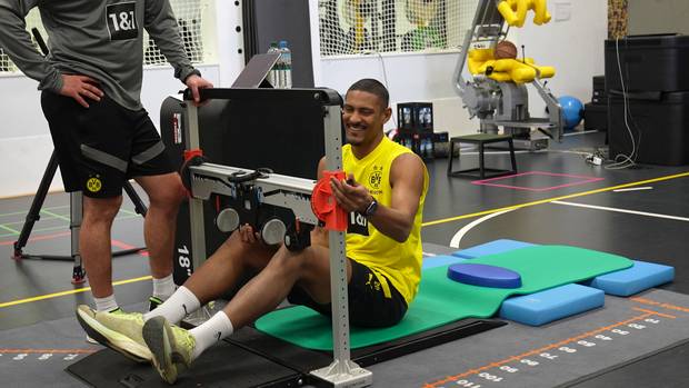 Sébastien Haller nimmt an Leistungstests des BVB teil