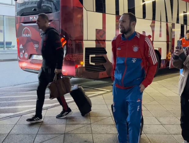 FC Bayern: Neuzugang Daley Blind fliegt mit ins Trainingslager nach Katar 
