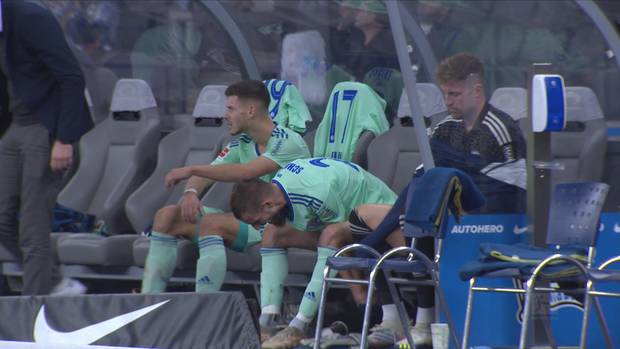 Schröder-Hammer auf Schalke!