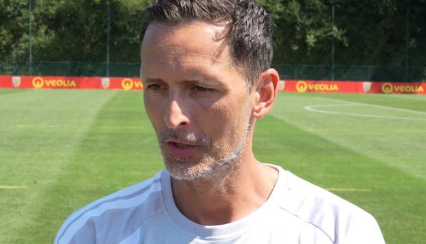 Toppmöller zieht Fan-Vergleich zur Eintracht