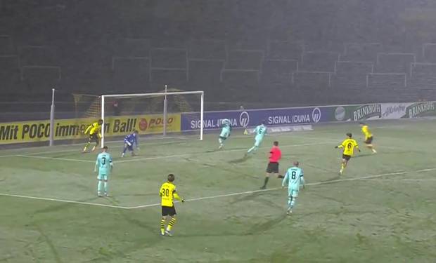 Traditionsklub feuert Trainer-Duo