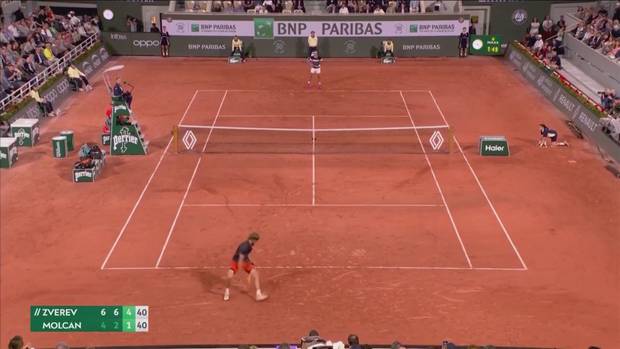 Zverev schlägt in Night Session auf